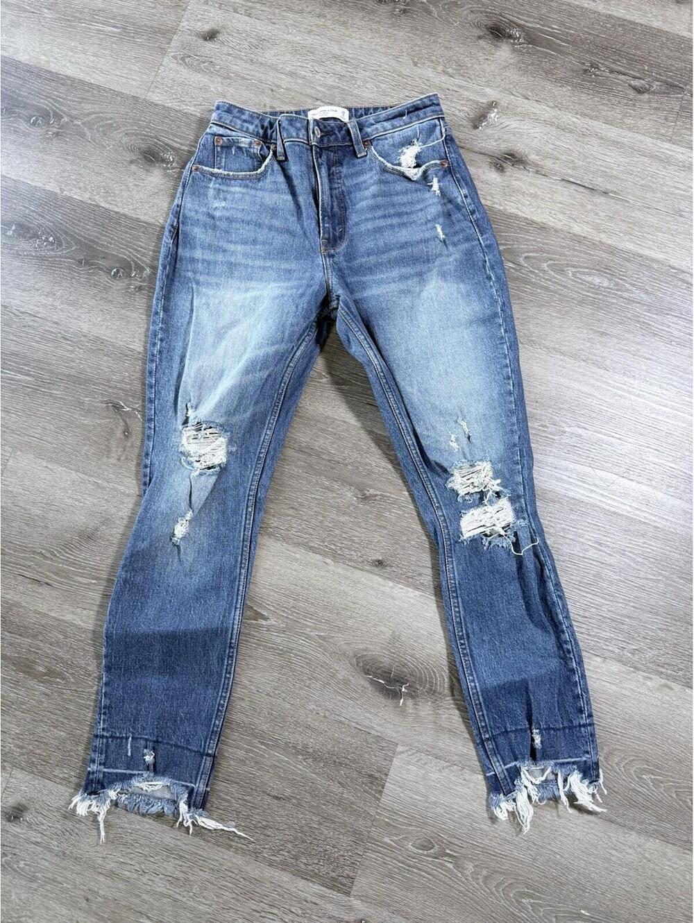Abercrombie and Fitch The Skinny  high-rise jeans size 26/2R
